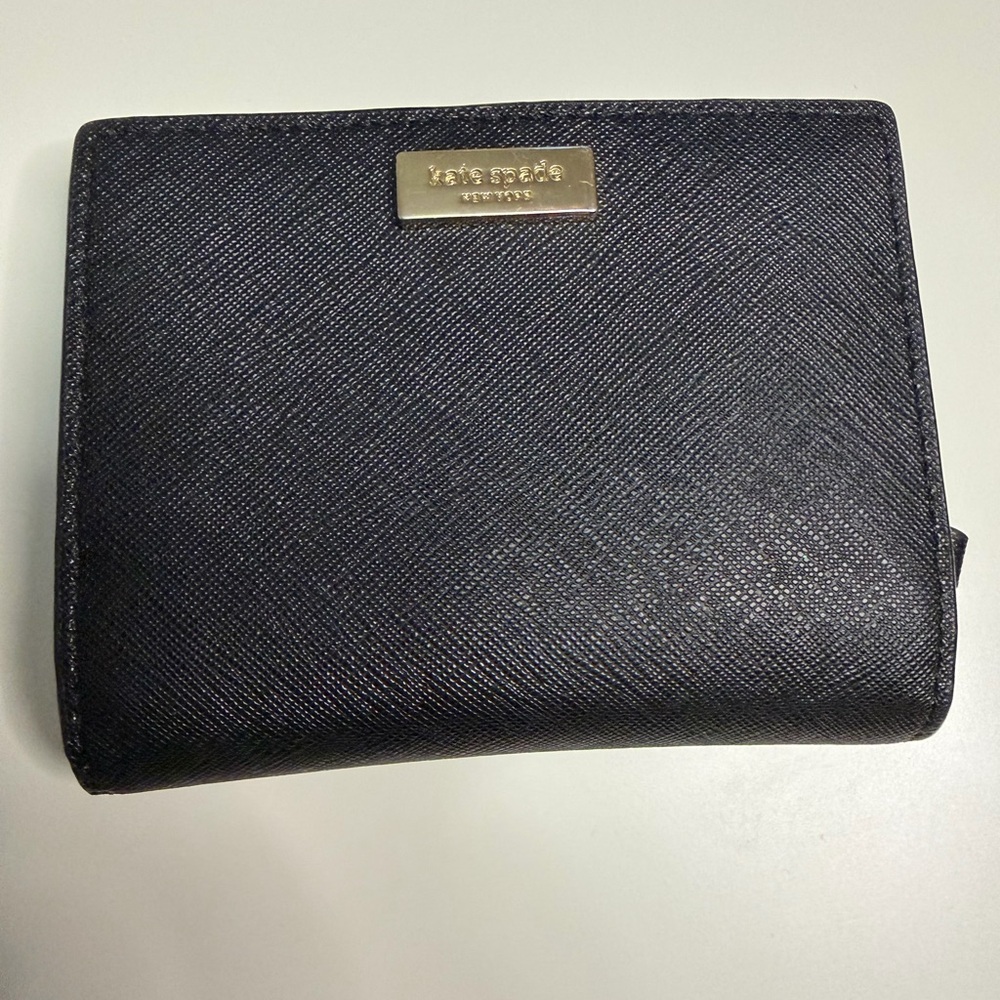 Kate Spade Black and Gold Zipper Pouch